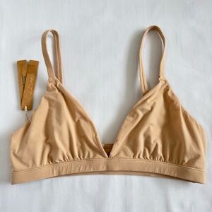SKIMS Fits everybody Triangle Bralette